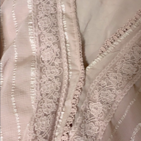 Three quarter sleeve shirt - Picture 2 of 2